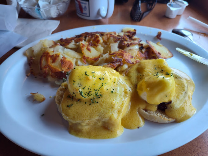 Eggs Benedict